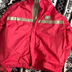 new balance windbreaker